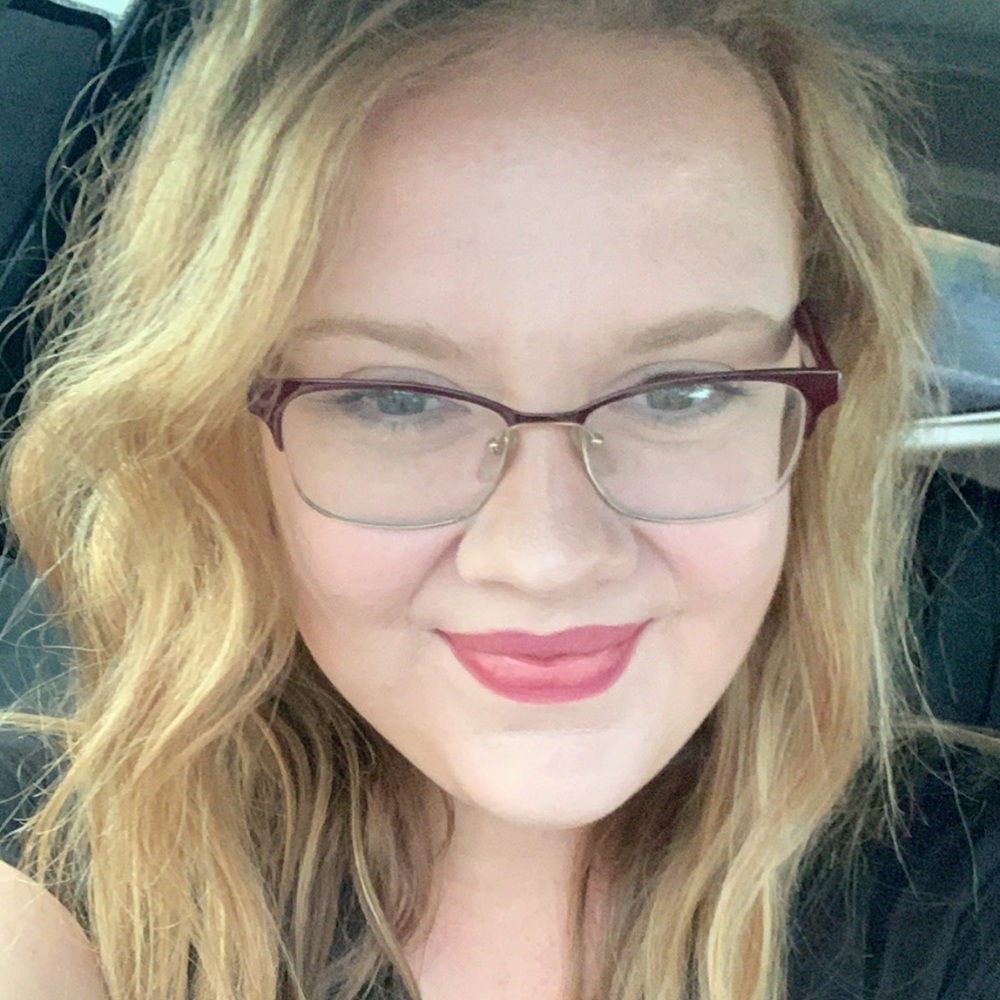 Meet your Posher, Samantha